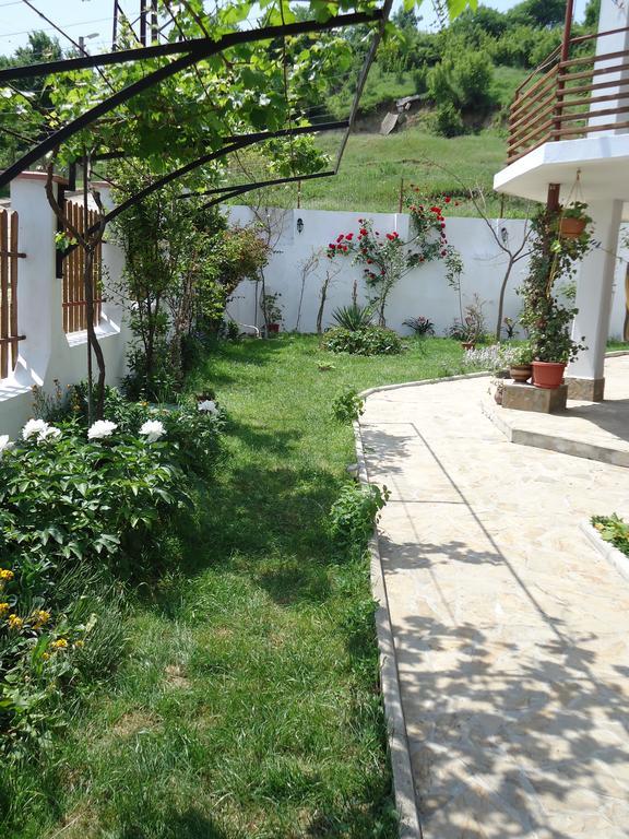 Petrovi Guest House Obzor Dış mekan fotoğraf